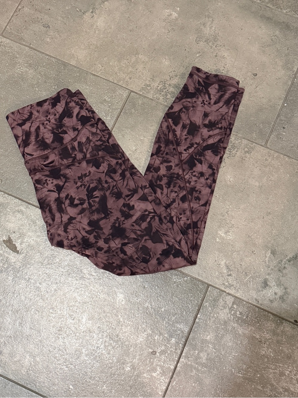 Lululemon Everlux Leggings in Plum and Black
